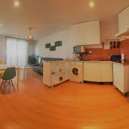 Apartamento Turísticos La Golondrina