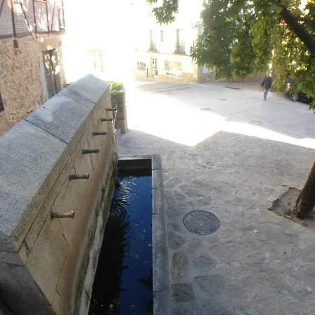 Apartamento Turísticos La Golondrina Madrigal de la Vera